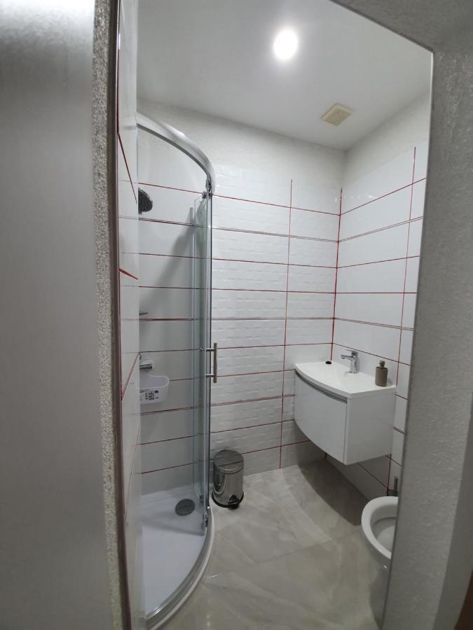 Apartment Toni เซนญ์ ภายนอก รูปภาพ