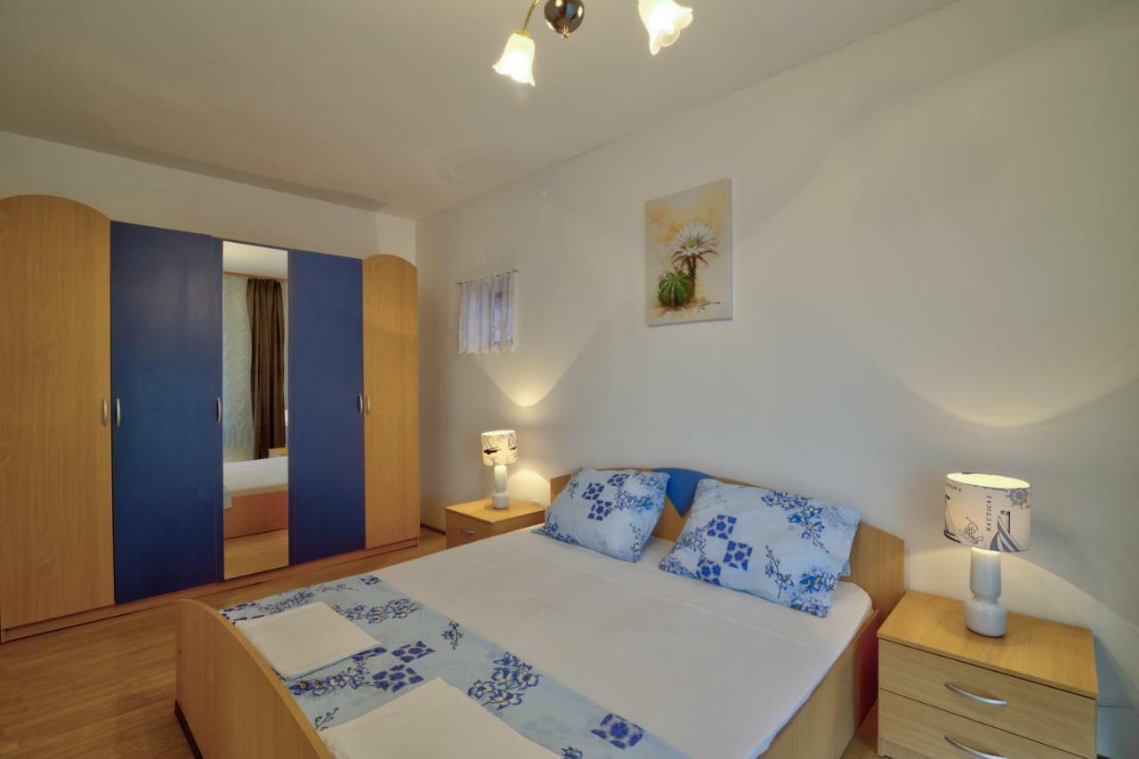 Apartment Toni เซนญ์ ภายนอก รูปภาพ