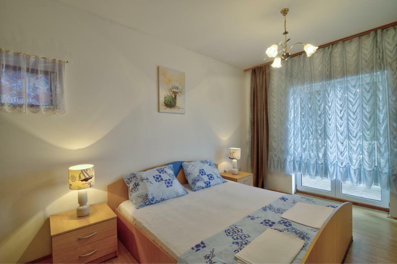 Apartment Toni เซนญ์ ภายนอก รูปภาพ